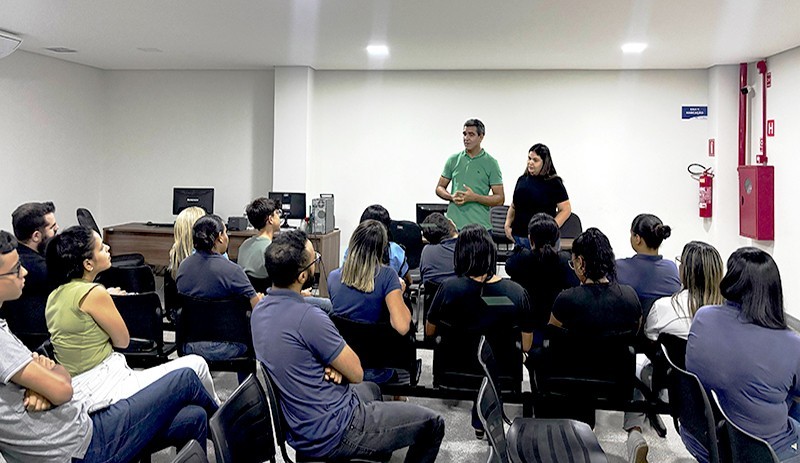 Barreiras (BA): em diálogo com servidores da Central de Regulação ...