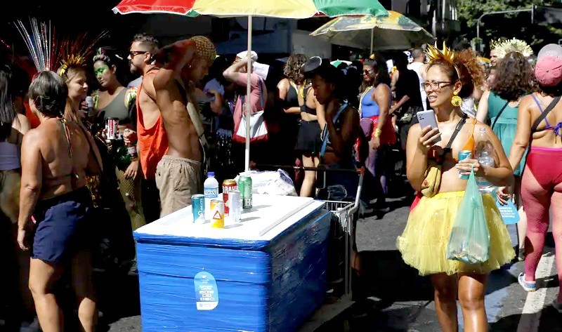 Saiba como se prevenir dos golpes financeiros no carnaval